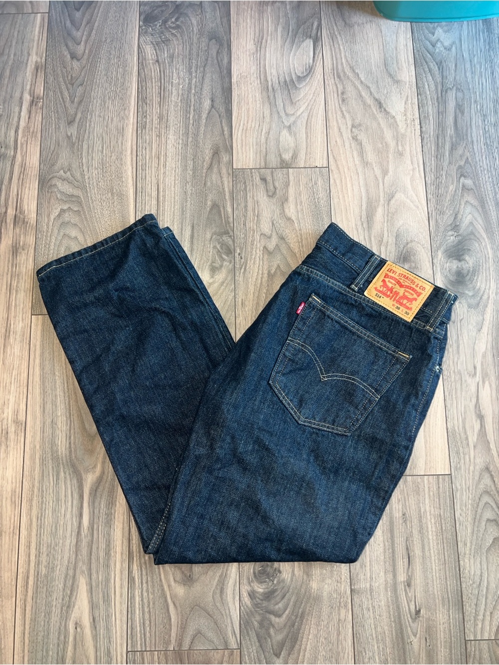 Levi's 514 Jeans Solid Dark Wash Zip-Fly
